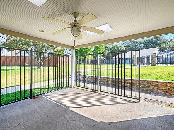 2708  Heather Glen Court , Carrollton Texas 75006