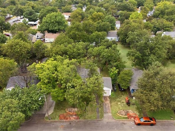 4932  Cedar Hill Road , Fort Worth Texas 76116