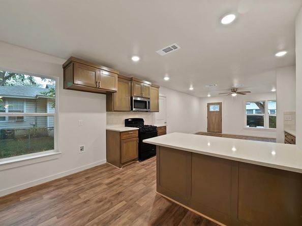 4932  Cedar Hill Road , Fort Worth Texas 76116