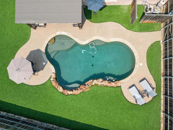 2052  Diamond Ridge Drive , Carrollton Texas 75010