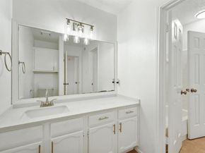 9524  Military Parkway  5002, Dallas Texas 75227