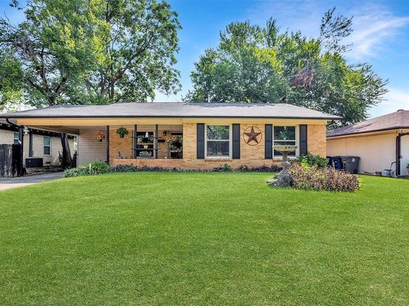 1924  Las Cruces Lane , Dallas Texas 75217