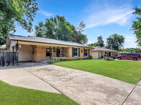 1924  Las Cruces Lane , Dallas Texas 75217