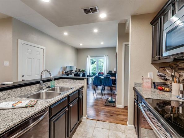 8601  Park Lane   624, Dallas Texas 75231