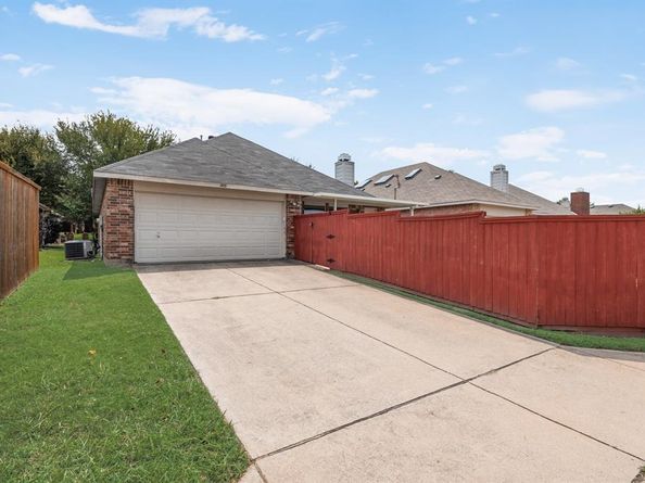 1408  Heather Brook Drive , Allen Texas 75002