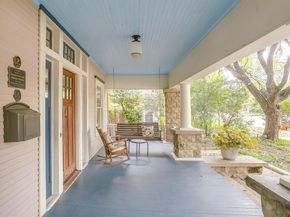1901  Fairmount Avenue , Fort Worth Texas 76110