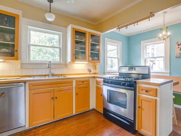 1901  Fairmount Avenue , Fort Worth Texas 76110