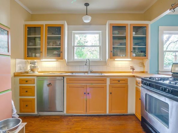 1901  Fairmount Avenue , Fort Worth Texas 76110