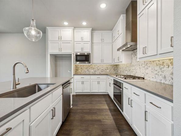2070  White Grove Drive , Dallas Texas 75228
