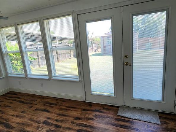 2261  Bresee Drive , Carrollton Texas 75010