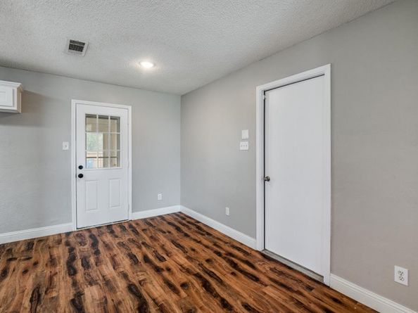 2261  Bresee Drive , Carrollton Texas 75010