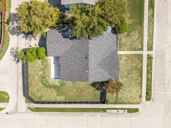 1701  Chesterfield Drive , Carrollton Texas 75007