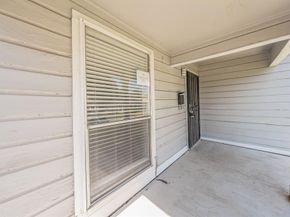 3831  Kynard Street , Dallas Texas 75215