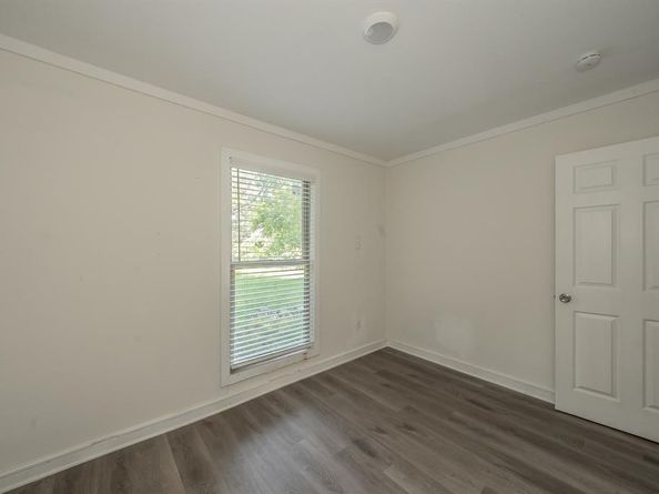 3831  Kynard Street , Dallas Texas 75215