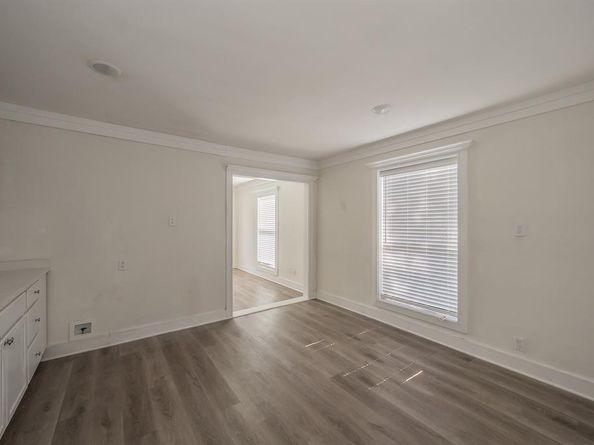 3831  Kynard Street , Dallas Texas 75215