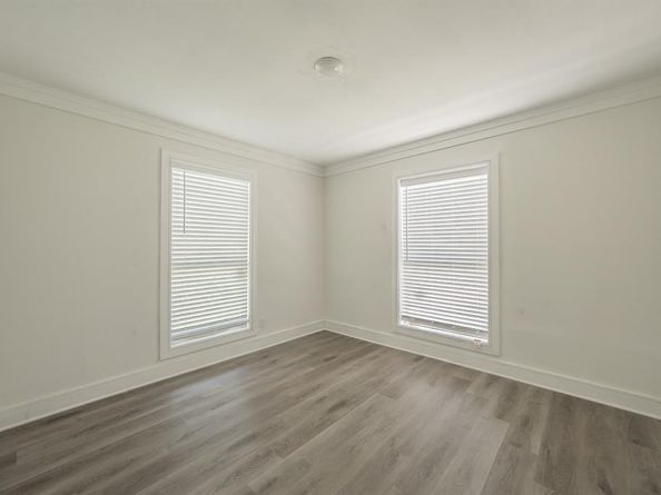 3831  Kynard Street , Dallas Texas 75215