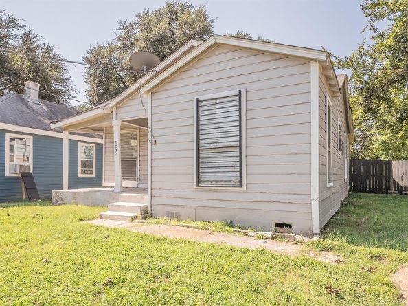 3831  Kynard Street , Dallas Texas 75215