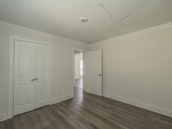3831  Kynard Street , Dallas Texas 75215
