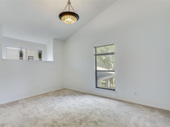 17490  Meandering Way  1101, Dallas Texas 75252