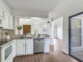 17490  Meandering Way  1101, Dallas Texas 75252