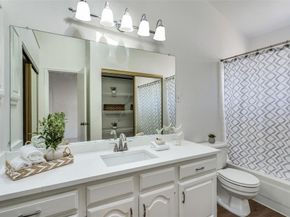 17490  Meandering Way  1101, Dallas Texas 75252
