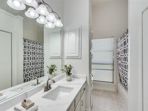 17490  Meandering Way  1101, Dallas Texas 75252