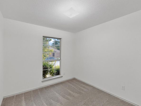 2833  Saint Croix Avenue , Lancaster Texas 75146