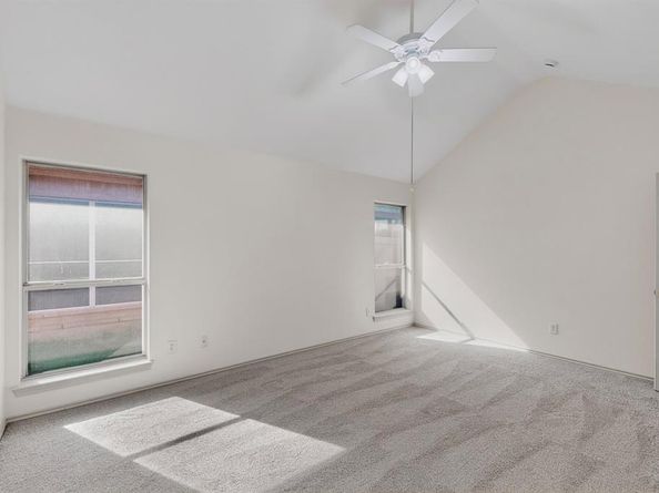 2833  Saint Croix Avenue , Lancaster Texas 75146