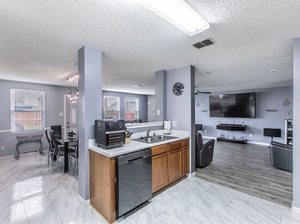 3239  Poppy Place , Lancaster Texas 75134