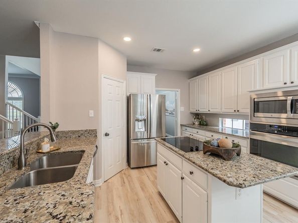 517  Lancashire Drive , Flower Mound Texas 75028