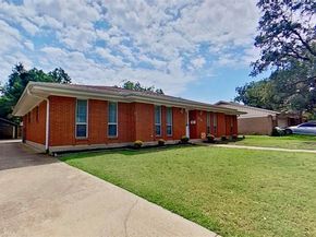 6301  Wrigley Way , Fort Worth Texas 76133