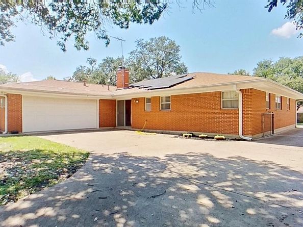 6301  Wrigley Way , Fort Worth Texas 76133
