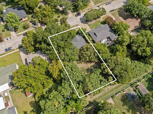 928  Old Orchard Road , Garland Texas 75041