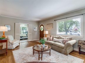 5623  McCommas Boulevard , Dallas Texas 75206