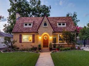 5623  McCommas Boulevard , Dallas Texas 75206