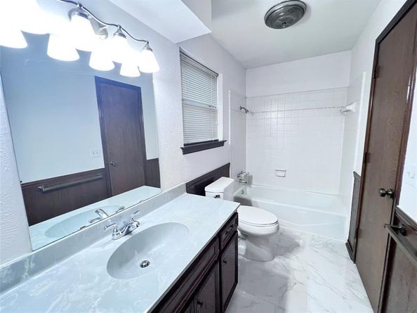 1804  University Drive , Richardson Texas 75081