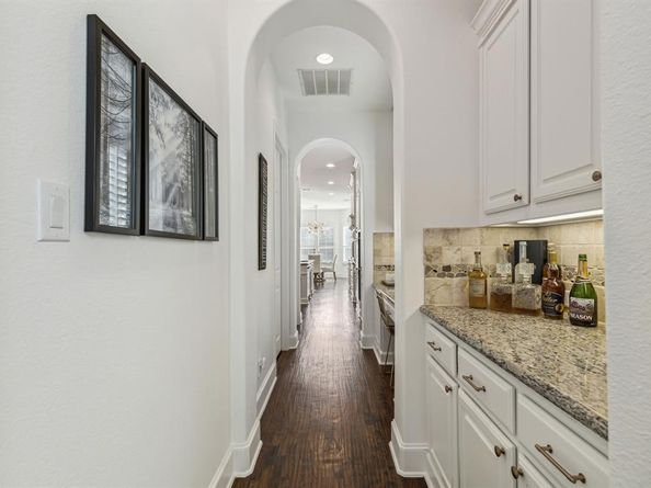 7621  Blackhall  , The Colony Texas 75056