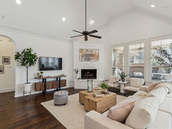7621  Blackhall  , The Colony Texas 75056