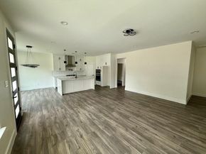 1638  Garden Drive , Dallas Texas 75215
