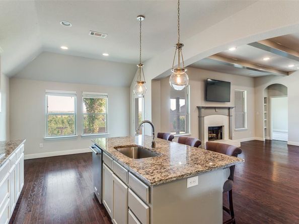508  Inwood Street , Benbrook Texas 76126