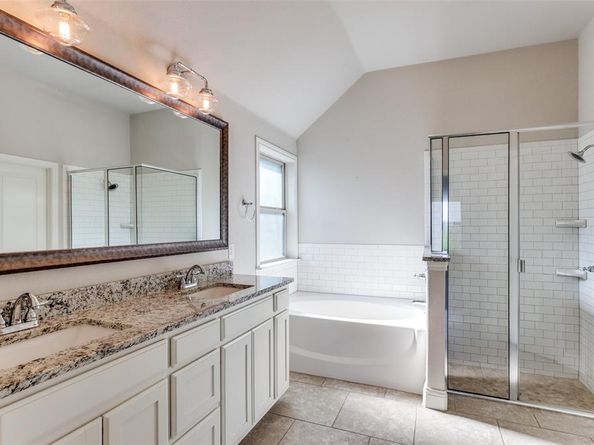 508  Inwood Street , Benbrook Texas 76126