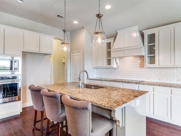 508  Inwood Street , Benbrook Texas 76126