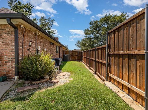 2707  Monet Place , Dallas Texas 75287