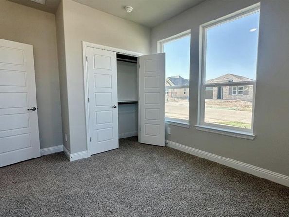 2513  GOLDFINCH Drive , Denton Texas 76205