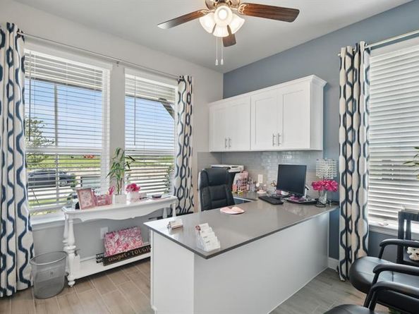 2513  GOLDFINCH Drive , Denton Texas 76205