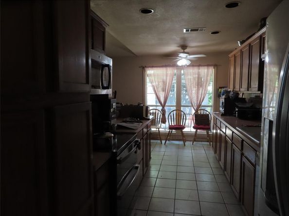 2113  Vail Drive , Garland Texas 75044
