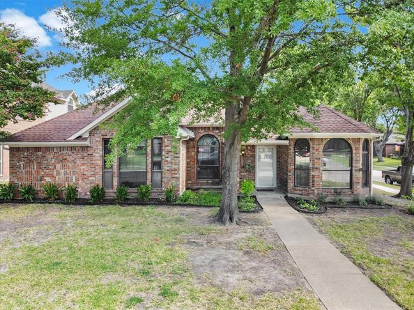 2408  Springfield Drive , Mesquite Texas 75181