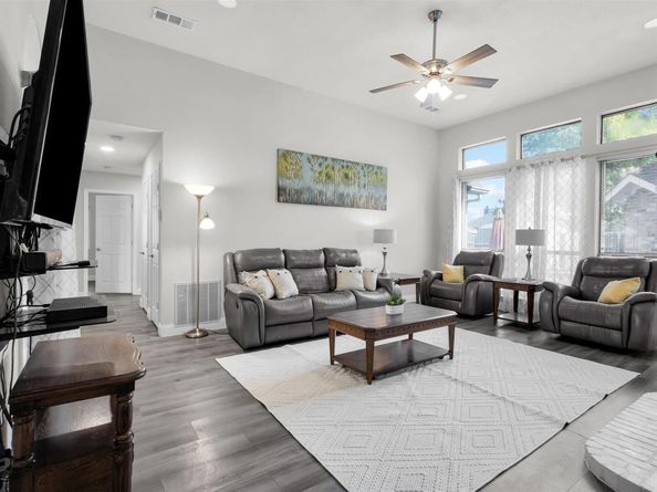 2408  Springfield Drive , Mesquite Texas 75181