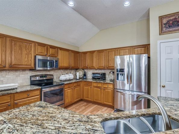 2105  Post Wood Lane , Arlington Texas 76018