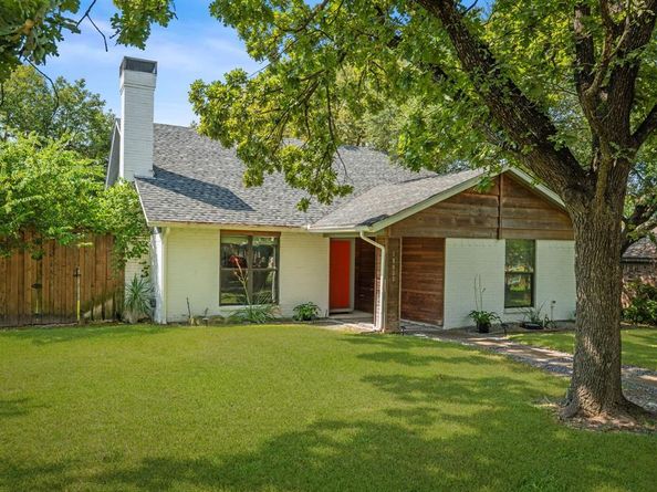 10830  Hayfield Drive , Dallas Texas 75238